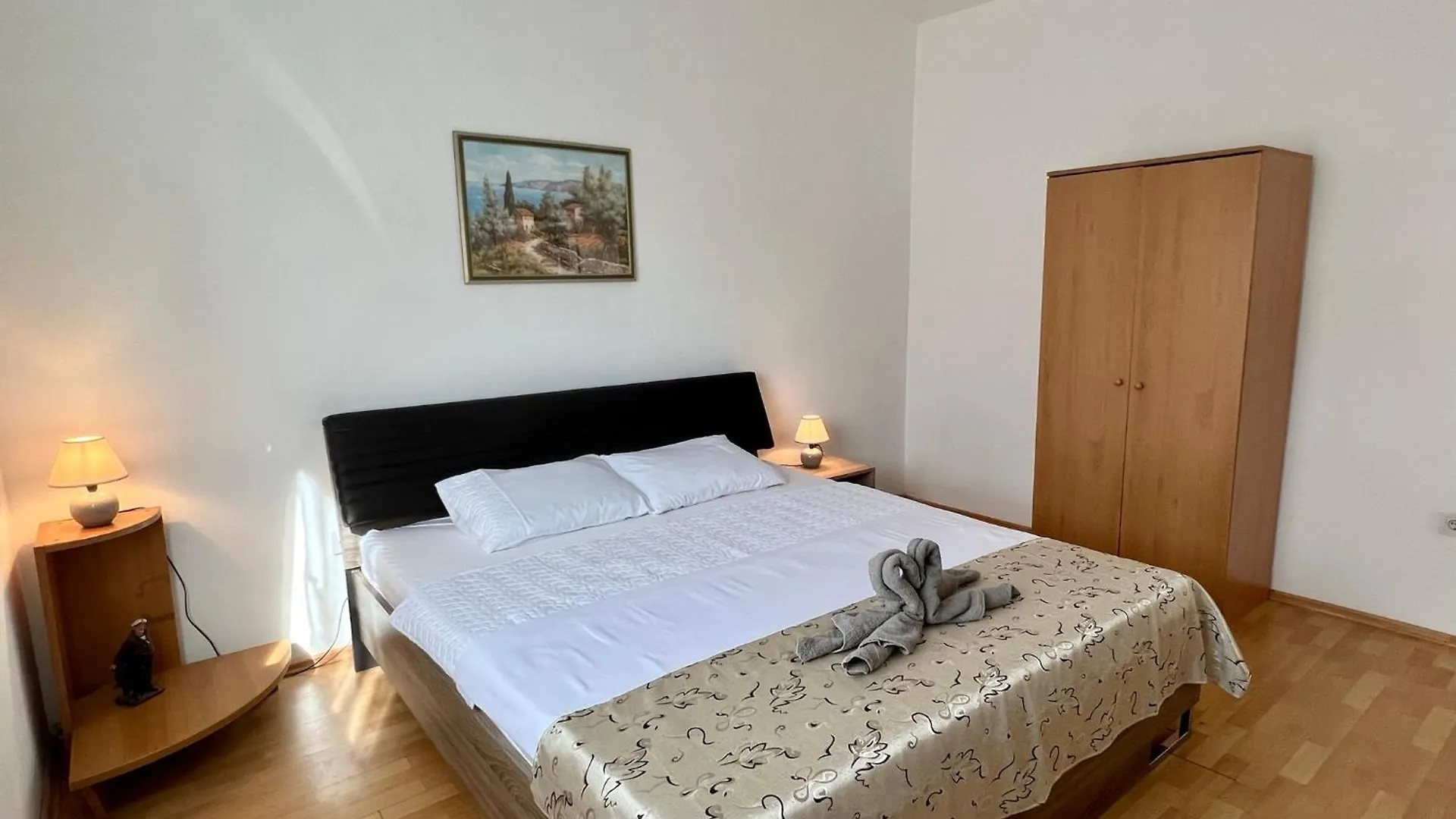 Apartments Monika Bibinje